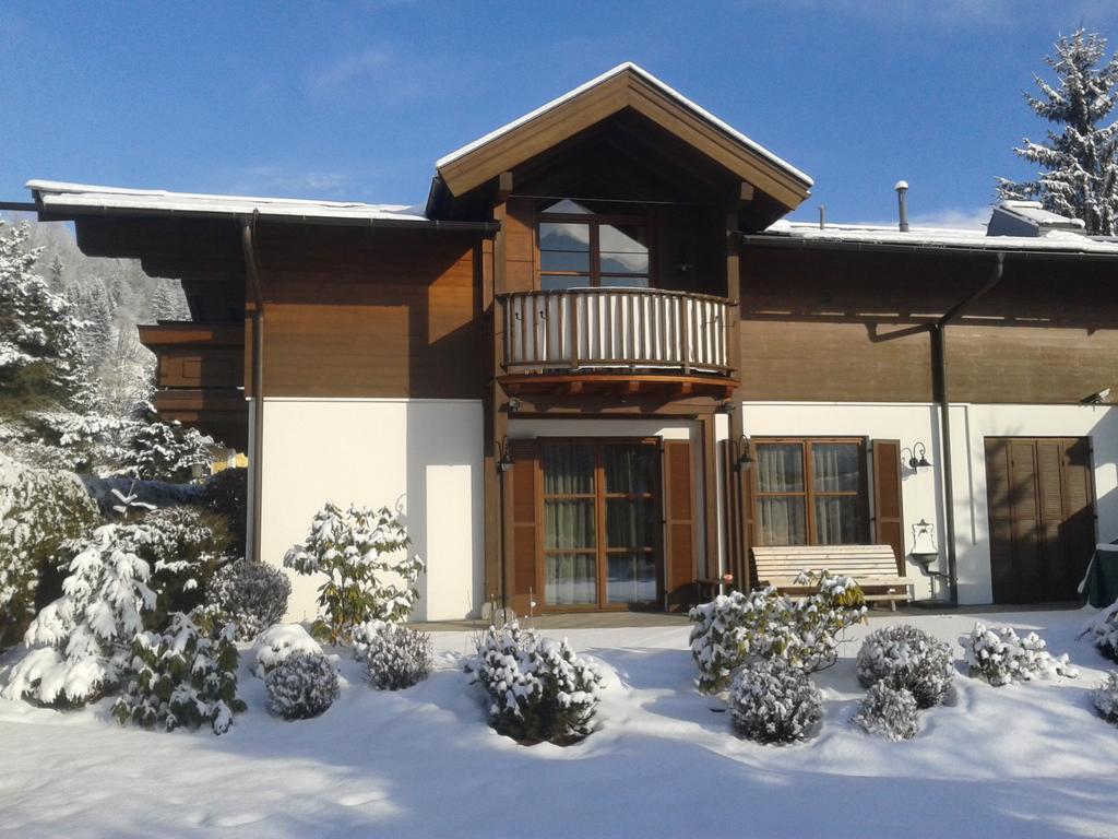 Ski & Golf Apartment Zell Am See Room photo